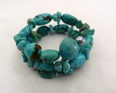 1 3/4″ WIDE LARGE TURQUOISE NUGGET BEADS WIRE WRAP BRACELET ~ 76.29 GRAMS
