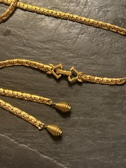 Vintage Goldette NY Guilloche Pink Roses Slide Lariat Necklace gold tone chain