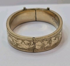 Victorian Gold Filled Hinged Bangle Bracelet 6″ Signed B&B 18.5 Grams