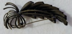 Smooth And Textured Metal Alloy Floral – Brooch / Pin – 1 1/4in x 3in LONG