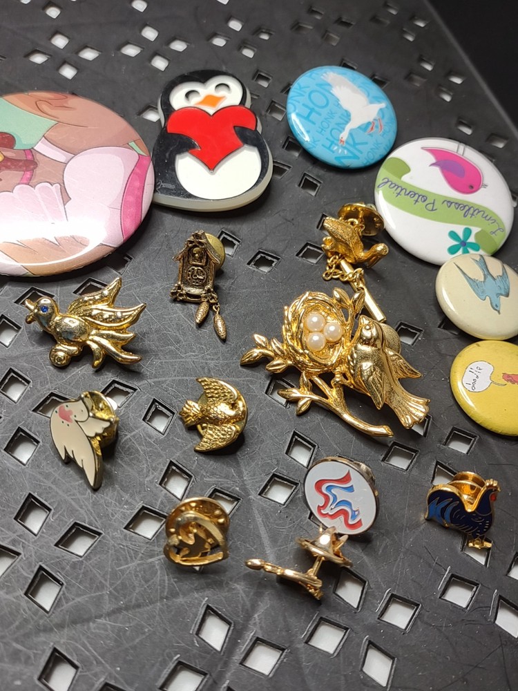 Lot Of Bird Themed Pins And Pin Back Buttons Bird Pin Lot MDTAP