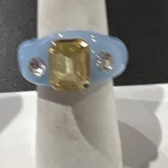 Lucite Plastic Ring Size 7.5