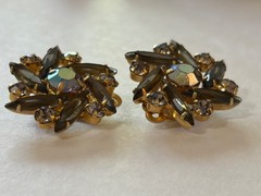 Vintage TARA by D&E Juliana Clip Earrings Gray Navette AB Rhinestones 1”