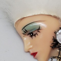 Vintage Art Deco Pin Fur Collar, Profile Lady Face Hat Brooch