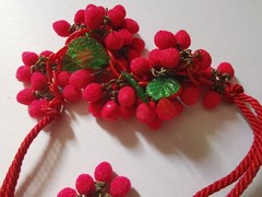 MIRIAM HASKELL HESS 20’S RED SILK CORD & LUCITE CHAIN CHOKER SUGAR BEAD CLUSTERS