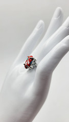 Women’s Silver Tone Oval Simulated Stone Red Multicolor Abstract Ring Size 6.5
