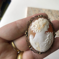 Beautiful Shell Cameo Brooch / Pendant , Vintage or Antique, Filagree Bezel