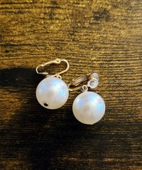 Vintage Clip-On Simulated Pearl & Goldtone Earrings Classic