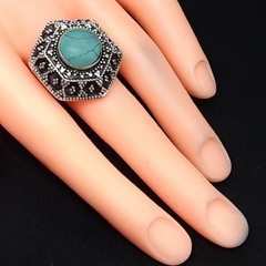 Vintage 2.50ctw Blue Turquoise Silver Ring Size 7.5