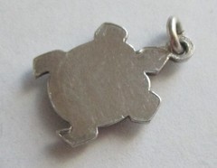 11/16in VINTAGE STERLING SILVER RED ENAMEL SEA TURTLE ANIMAL CHARM