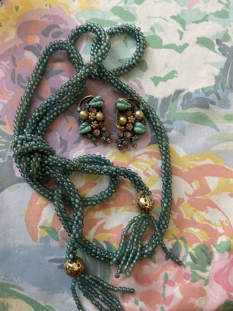 Vintage Beaded Lariat Necklace and Rhinestone Earrings Blue Green Turquoise