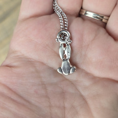 Vintage 1992 Warner Bros Bugs Bunny Silver Tone Necklace 24″ Chain Cartoon Head
