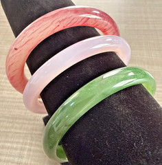 (Lot o f 3) VINTAGE PEKING GLASS Bangle Bracelets FAUX Various COLORS 2 1/2”