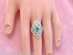 ESTATE ART DECO 2.25ctw DIAMOND & OVAL EMERALD PLATINUM STATEMENT COCKTAIL RING