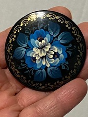 Vintage Wooden Hand Painted Brooch Pin Russian Lacquer Floral Flower Signed 2″