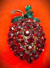 Vintage Red Apple Brooch/Pin Prong Set Red and Green Stones 2″ Length Austria