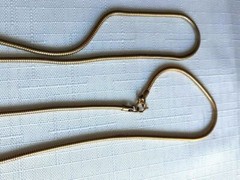 Vintage Gold Tone Necklace 34 Inches . As Pictured -VM59