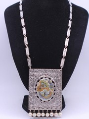 Vintage Berber Silver Tone Cameo Dangle Faux Pearl Necklace 23”