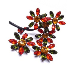 Vintage Rhinestone Flower Brooch Earrings SET