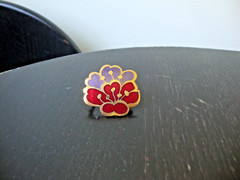 Vintage Cherry Blossom Cloisonne Purple & Red Enamel Gold Tone Scarf Clip