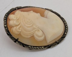 800 Silver Carved Shell Cameo Pin Brooch w/ Marcasite Antique 4.5cm x 3.5cm