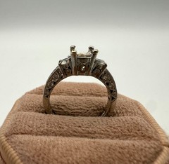 18 Karat White Gold 0.66ctw Diamond Tacori Mounting Ring