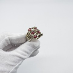 Vintage Red Statement Ring Size 7 to 8.5 Expandable Gold Tone