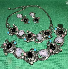 Rare 1950s Selro Selini Dragon Egg Parure Necklace,Earrings,Bracelet Rhinestone