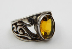 VINTAGE CITRINE STERLING SILVER SETTING HIPPY ART FASHION RING ~ SIZE: 8