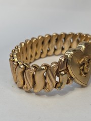 Vintage Marine Logo On Heart Expandable Sweetheart Bracelet Gold Tone