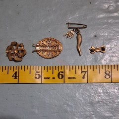 Vintage Mixed Lot Pins & Brooches Gold/Blue Tone Metal Fashion Unisex Adults 6pc