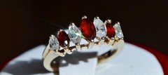 14k yellow gold size 4 ring 0.90ct garnet natural diamond pyramid 3.0gr N3074E
