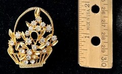 Vintage Rhinestone Brooch Pin Gold Tone Floral Basket Mint Condition