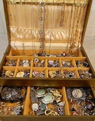 Jewelry Lot ALL Good Wear Resell Brooch Art Estate Vintage Modern 5 Pc NO Junk