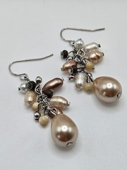 VINTAGE Mixed Color Freshwater Pearl Cluster Dangle Drop Earrings French Wire