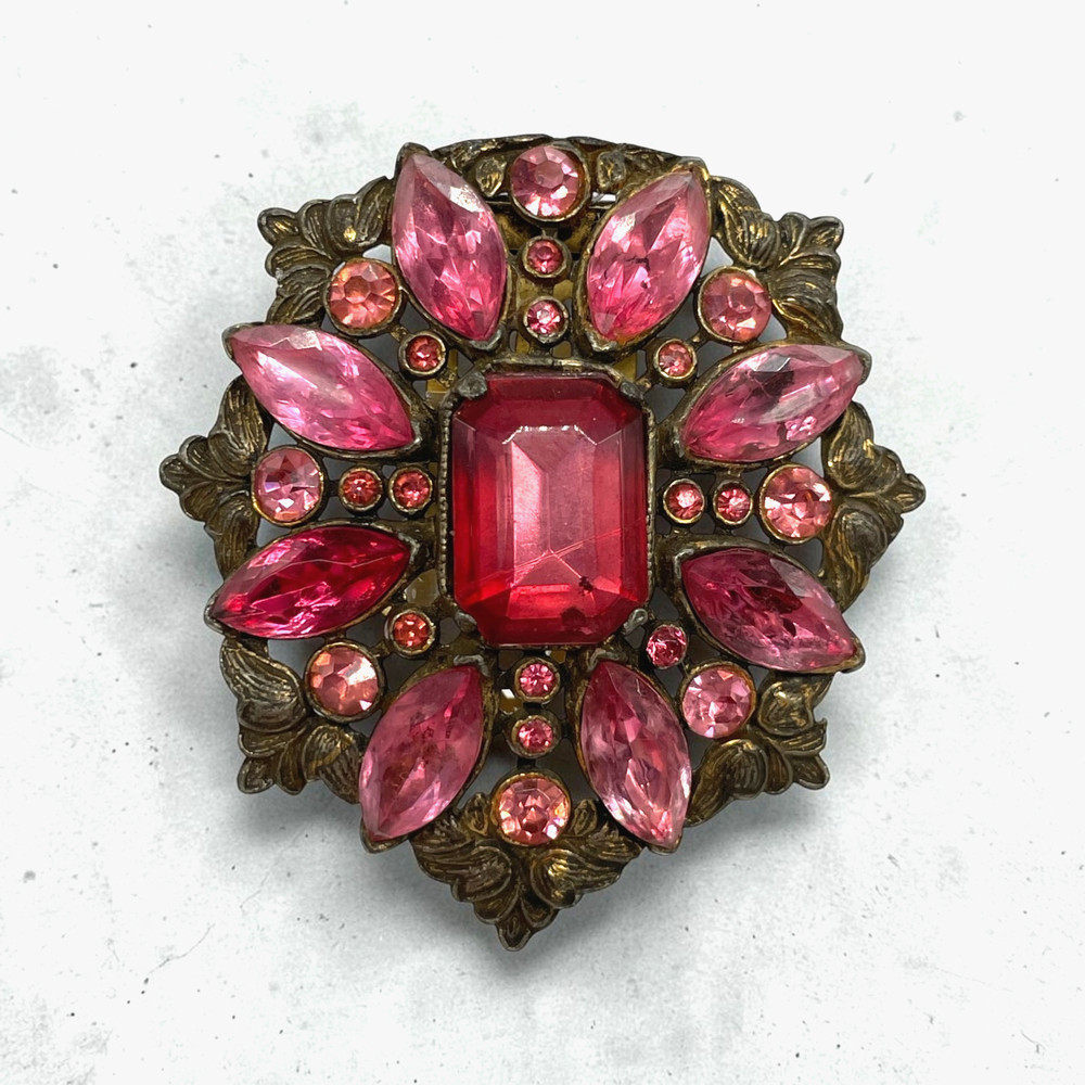 VTG Czech Art Deco Pink Rhinestone stamped Pot Metal filigree Dress Fur clip