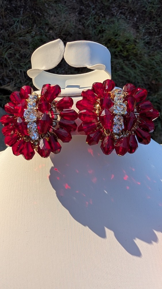 Glamorous large vintage MCM rhinestone, red dangle crystal cha cha clip earrings