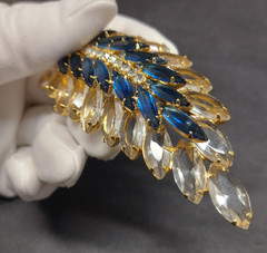 Juliana D&E DeLizza Elster Feather Leaf Brooch Blue Navette Clear Rhinestones 4′