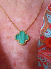 Vintage 18kt Gold Plated By “JY” Clover Pendant/Necklace