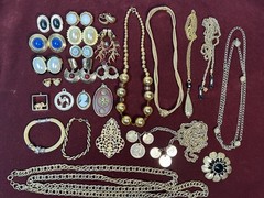 Vintage Gold Tone Jewelry Lot Of 26 Clip On Earrings Necklaces Waist Chain