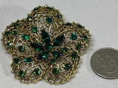 Vintage gold-tone Filigree Brooch Pin Green Rhinestones – 2.25″ diameter