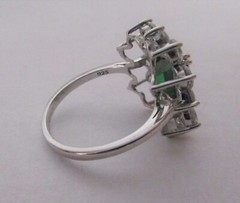 Bradford Exchange Royal Cambridge Diamonesk Simulated Emerald 925 Ring Size 8.25