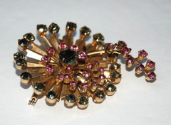 1960’s Flower Brooch Sunburst Pin Sparkly Rhinestone Costume Jewelry Pink Gray