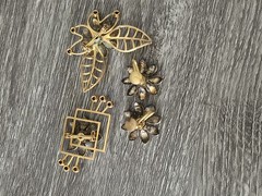 Vintage Bugbee Niles B+N 3 piece 2 Pins 1 Screwback Earrings enamel blue flowers