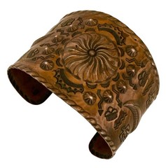 VINTAGE BELL TRADING POST PRE-1971 Solid Copper STAMPED WIDE CUFF Bracelet