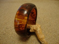 Vintage 1 1/8″ Bakelite Bracelet! Semi Translucent Amber Color w/ Rust Marbling!