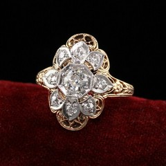 Vintage Style Sclloped Shield Ring 2.2 Ct Simulated Diamond 14k Yellow Gold Over