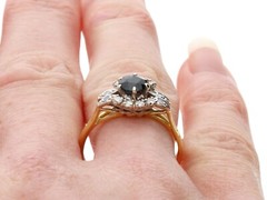 Vintage 0.60Ct Sapphire and 0.22Ct Diamond, 18k Yellow Gold Cluster Ring
