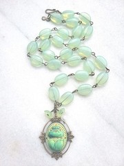 VINTAGE NEIGER EGYPTIAN SCARAB PENDANT OPALITE BEAD URANIUM FLOWER NECKLACE SET