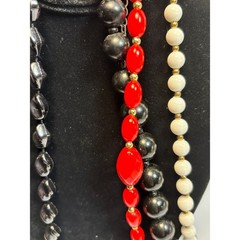 Necklace Lot Sarah Coventry And Others Red Black White Vintage Acrylic Long